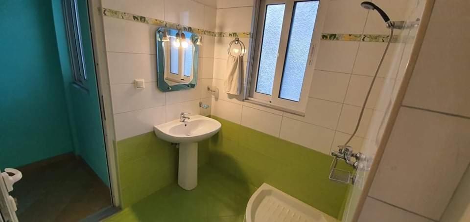 Enjoy Apartment Sarandë 외부 사진